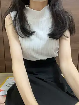 Snapshot of yayoi_jp chatting on 06/24/26, 04:38 yayoi jp online show from 06/24/26, 04:38