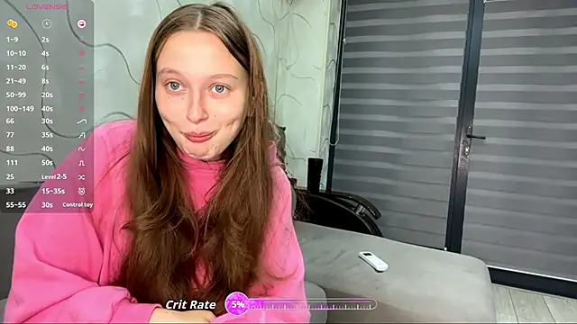 Snapshot of CharlynDini chatting on 10/13/25, 03:13 CharlynDini online show from 10/13/25, 03:13
