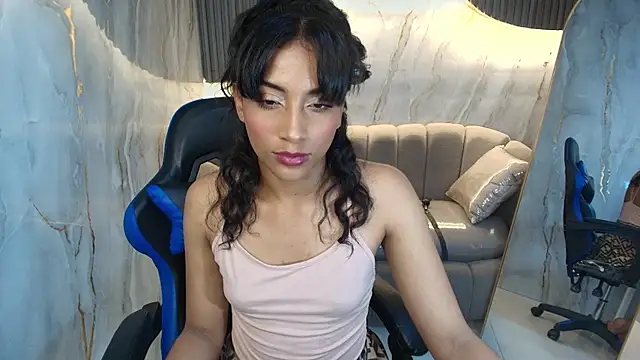 katty berry r online show from 10/20/25, 07:36
