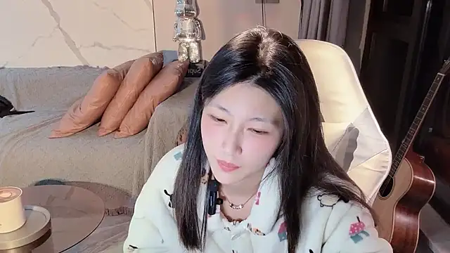 Lixinel-520 online show from 11/28/25, 04:07