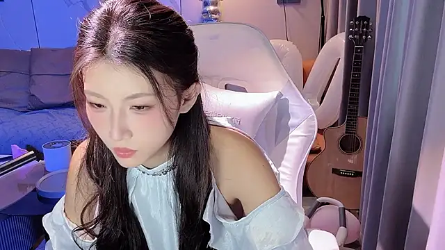 Snapshot of Lixinel-520 chatting on 09/11/25, 09:53 Lixinel-520 online show from 09/11/25, 09:53