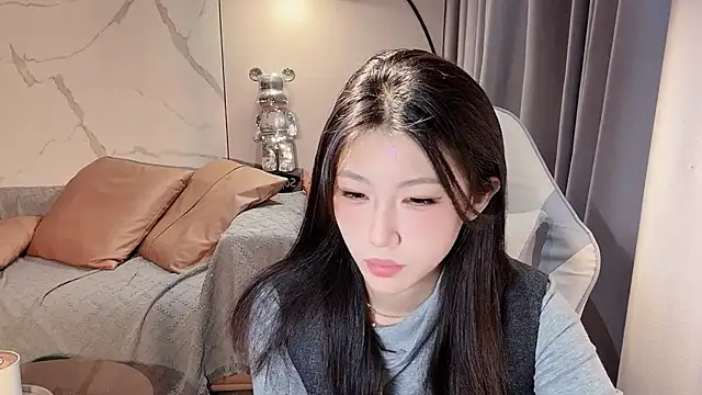 Lixinel-520 online show from 11/24/25, 06:13