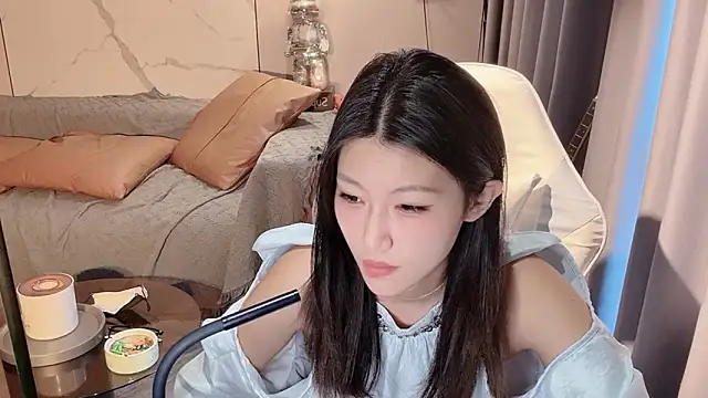 Lixinel-520 online show from 11/21/25, 02:10