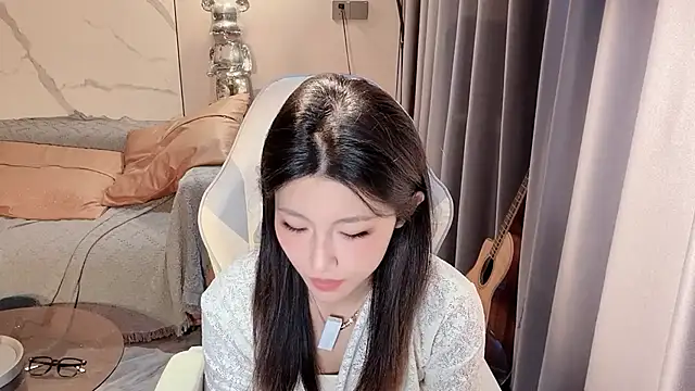 Lixinel-520 online show from 11/19/25, 01:16