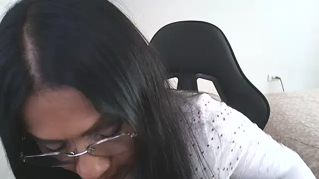 LissafeetHott online show from 11/28/25, 08:09