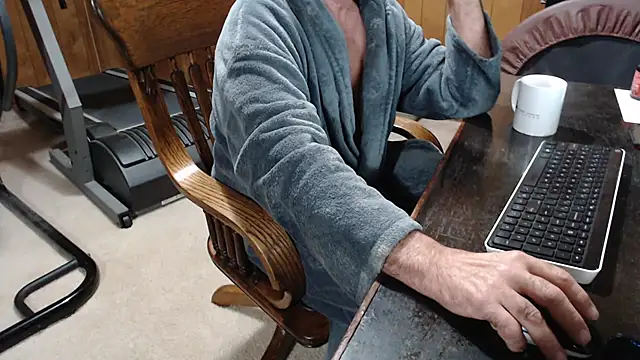 Snapshot of billy471 chatting on 10/26/25, 12:05 billy471 online show from 10/26/25, 12:05