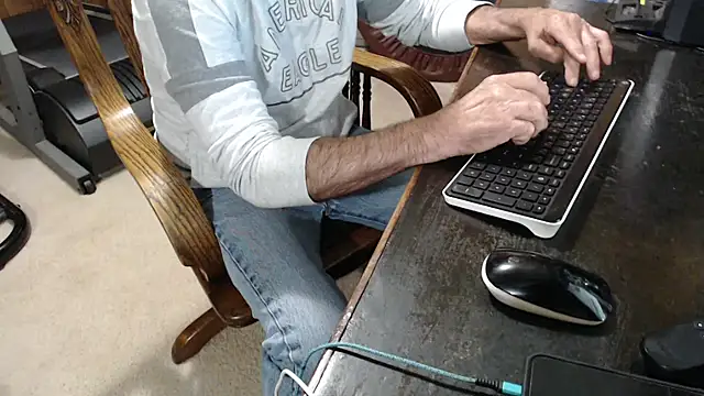 Snapshot of billy471 chatting on 04/20/26, 10:33 billy471 online show from 04/20/26, 10:33