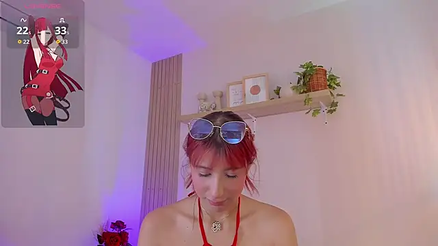 Cristalfoxy  online show from 02/06/26, 07:54