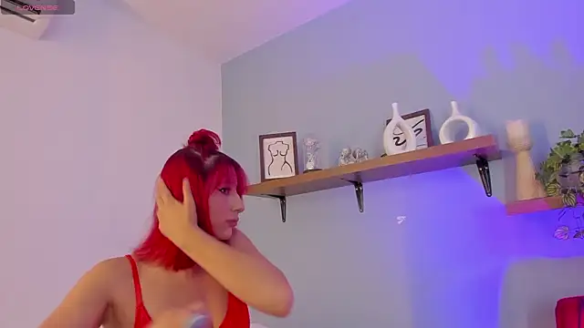 Cristalfoxy  online show from 03/13/26, 07:52