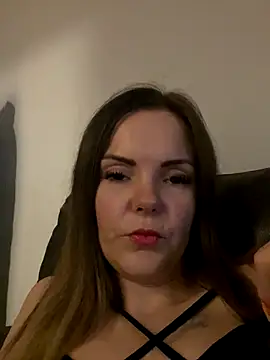 SexyLoLoUK online show from 10/12/25, 05:42
