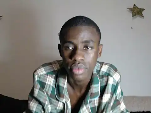 Snapshot of Vince_Favent chatting on 10/30/25, 09:33 Vince Favent online show from 10/30/25, 09:33