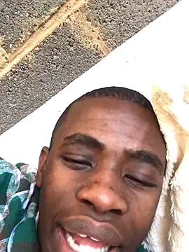 Snapshot of Vince_Favent chatting on 09/17/25, 09:11 Vince Favent online show from 09/17/25, 09:11