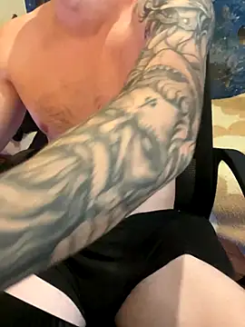 fronkie9384 online show from 11/13/25, 09:35