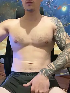 fronkie9384 online show from 11/05/25, 04:32