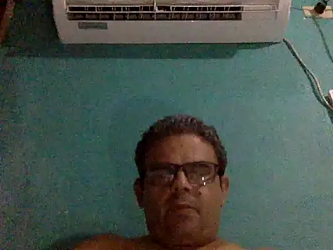 Snapshot of Katracho6969 chatting on 10/11/25, 04:02 Katracho6969 online show from 10/11/25, 04:02