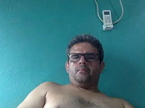 Snapshot of Katracho6969 chatting on 10/04/25, 02:07 Katracho6969 online show from 10/04/25, 02:07