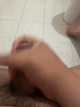 Snapshot of Gd-00 chatting on 04/05/26, 07:20 Gd-00 online show from 04/05/26, 07:20