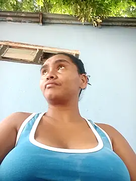 Lucy-Ferr online show from 10/19/25, 04:21