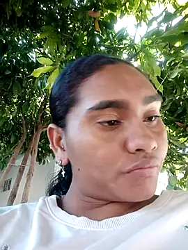 Lucy-Ferr online show from 12/05/25, 02:15