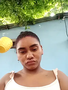 Lucy-Ferr online show from 12/01/25, 11:55