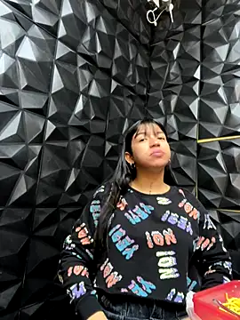 Snapshot of lil_charme chatting on 09/11/25, 05:57 lil charme online show from 09/11/25, 05:57