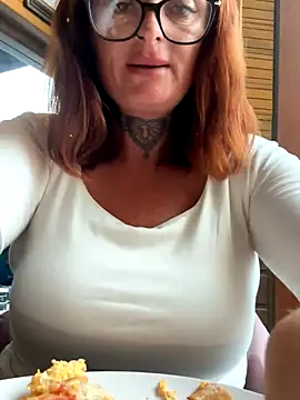 IrishmilfAnna online show from 10/10/25, 10:49