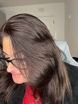 Snapshot of IrishmilfAnna chatting on 03/26/26, 03:21 IrishmilfAnna online show from 03/26/26, 03:21