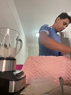 JoseShots69 online show from 05/27/26, 04:03