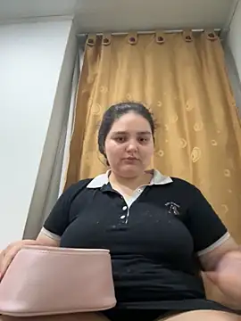 Snapshot of PortuPAWG chatting on 09/19/25, 04:16 PortuPAWG online show from 09/19/25, 04:16