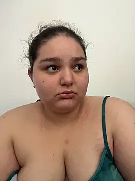 Snapshot of PortuPAWG chatting on 07/04/26, 10:14 PortuPAWG online show from 07/04/26, 10:14