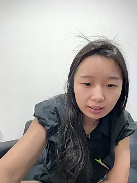 Snapshot of Qiqi-0088 chatting on 10/03/25, 08:16 Qiqi-0088 online show from 10/03/25, 08:16