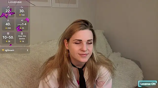 HelenMartines online show from 03/28/26, 12:28