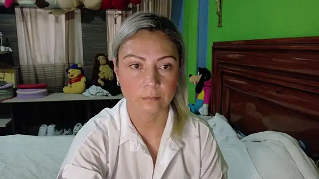  Charlize theron  online show from 02/14/26, 11:05