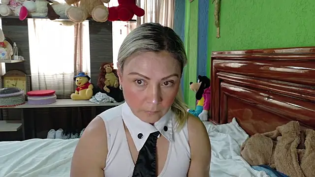  Charlize theron  online show from 02/12/26, 09:03