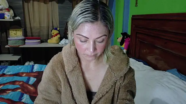  Charlize theron  online show from 02/06/26, 10:55