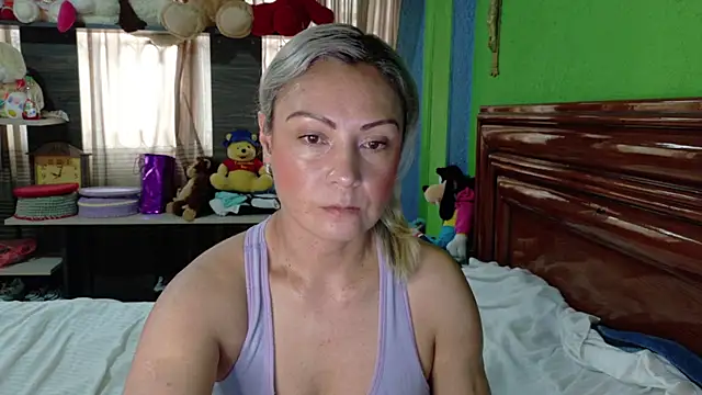  Charlize theron  online show from 01/13/26, 08:57