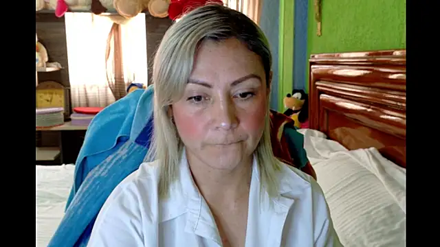  Charlize theron  online show from 02/25/26, 05:02