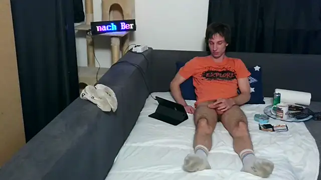 Snapshot of cum2camboys chatting on 04/05/26, 06:25 cum2camboys online show from 04/05/26, 06:25
