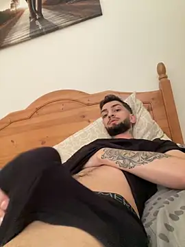 mixedcouplee69 online show from 10/01/25, 11:58