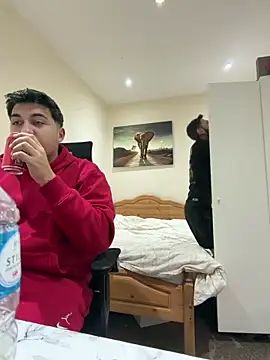 mixedcouplee69 online show from 12/17/25, 09:42