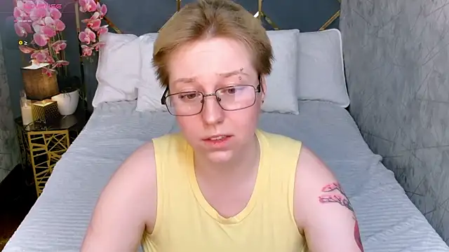 AlexandraGreen online show from 03/05/26, 09:22