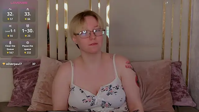 AlexandraGreen online show from 05/15/26, 11:14