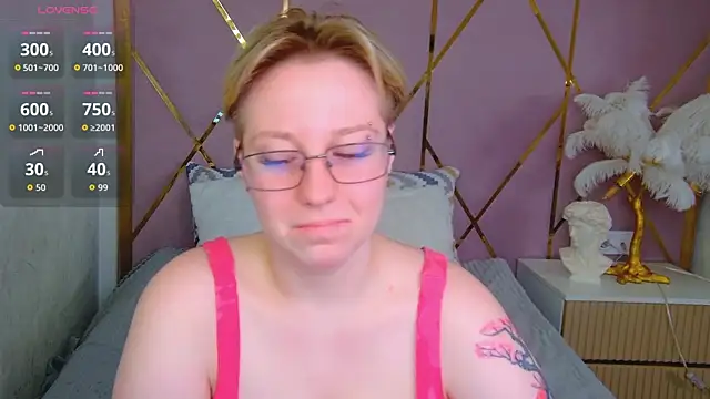 AlexandraGreen online show from 04/11/26, 09:18