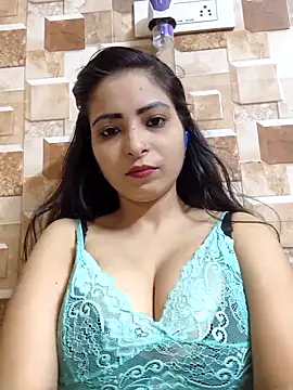 QUEEN-ADITI online show from 09/14/25, 01:11