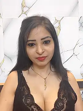 QUEEN-ADITI online show from 02/19/26, 04:48
