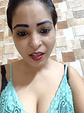 QUEEN-ADITI online show from 09/09/25, 01:09