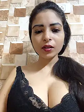 QUEEN-ADITI online show from 09/23/25, 02:24