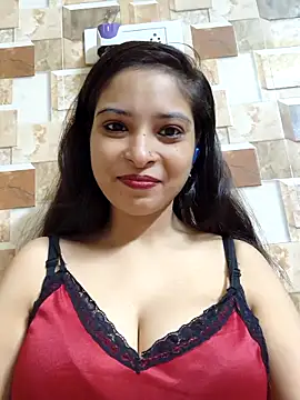 QUEEN-ADITI online show from 10/12/25, 02:40