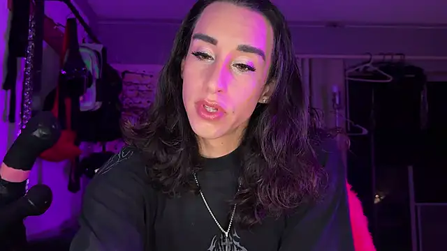 xoFrankie online show from 11/05/25, 03:53