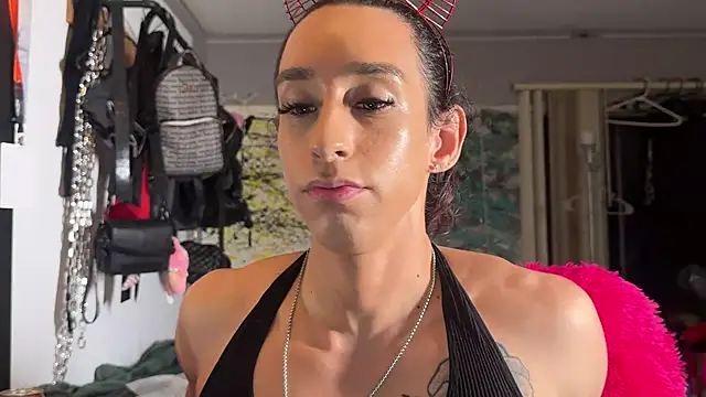 xoFrankie online show from 11/01/25, 03:13